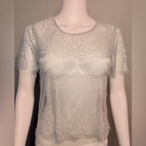 Forever 21 Lace Short Sleeve Top